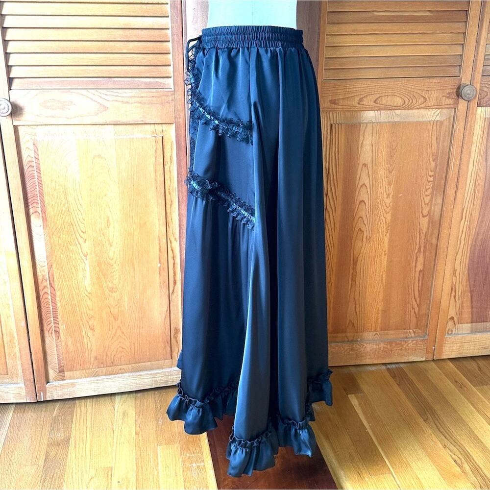 Dark in Love Gothic Victorian Vampire Vkei Black Lace & Ruffle Skirt M-XL - Picture 5 of 12